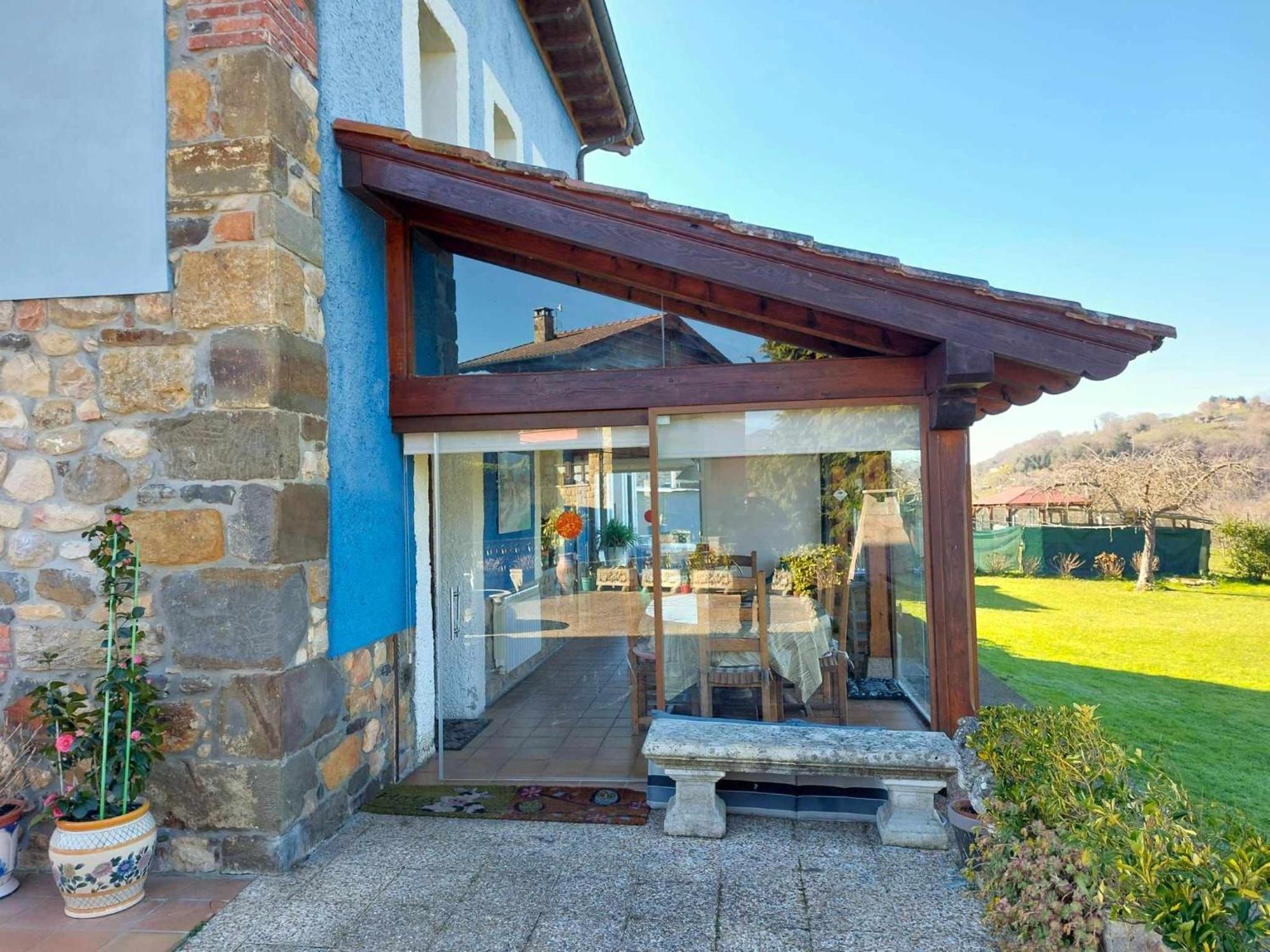 הוילה אריונדס Casa La Gueelina En Asturias מראה חיצוני תמונה